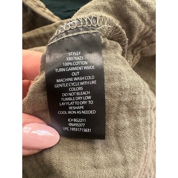 Social Standard by Sanctuary Gauze Button Down Shirt Olive Green Size XL - Picture 3 of 3